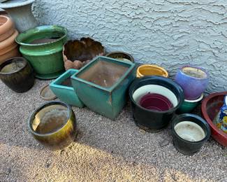 OUTDOOR POTS