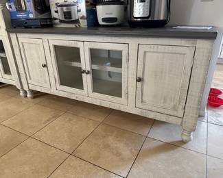 WHITE FARM HOUSE FURNITURE SIDE BOARD TV CABINET 