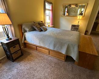 Queen size mattress & frame 