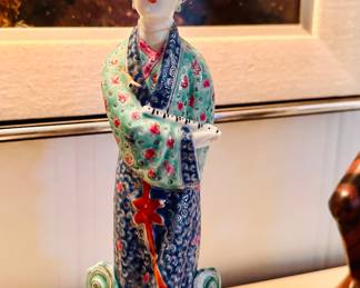 Chinese Antique Famille Verte Porcelain Figure Female Detailed 9" Wonderful!!!