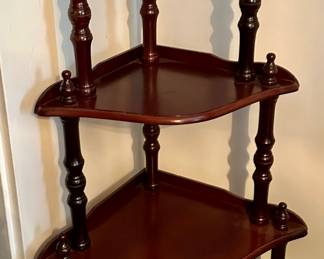 Beautiful four-tier corner shelf