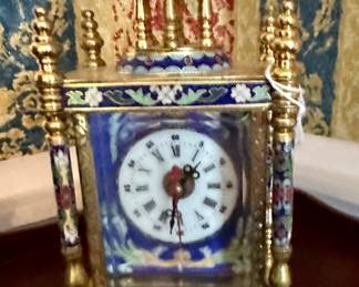 Beautiful porcelain hand painted brass mantle clock