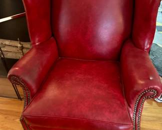 Leather chair ( 2 of 2 )