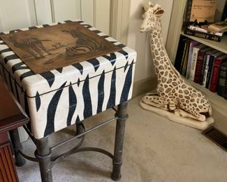 Safari inspired table and giraffe decor