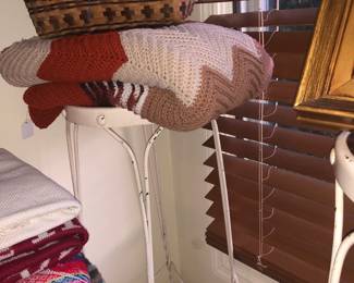 White bent wire stools (3)