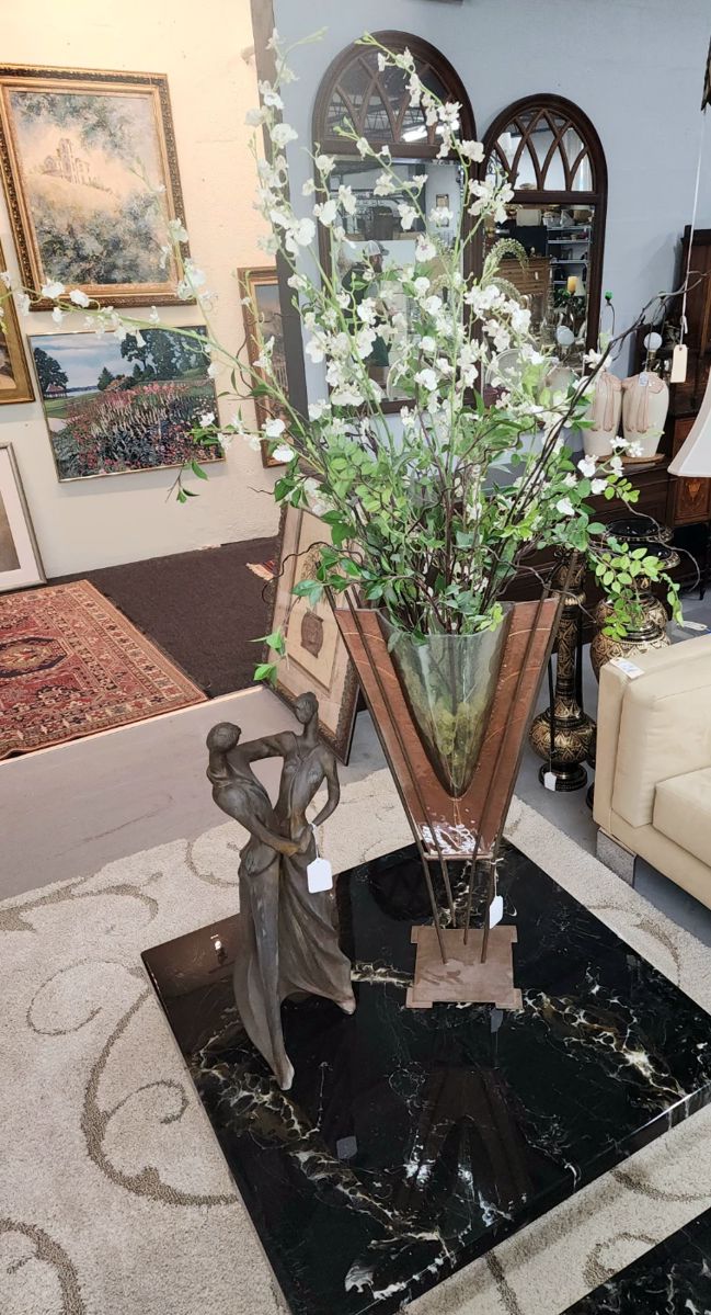 Waverley Estate Sale in Sarasota, FL starts on 9/27/2023