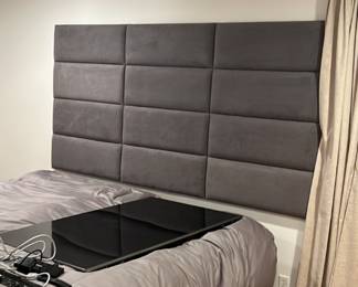 King bed - new mattress$750
King headboard $60