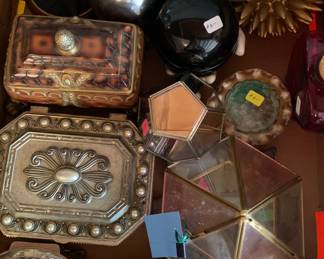Tabletop boxes and decorative objects.