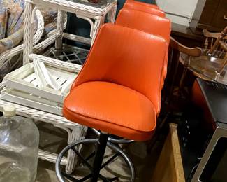 nice retro bar stools