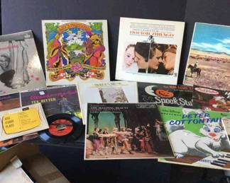 Here Comes Peter Cottontail More Records