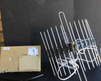 Outdoor Attic HD Antenna 