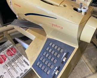 Singer Futura Sewing Machine 