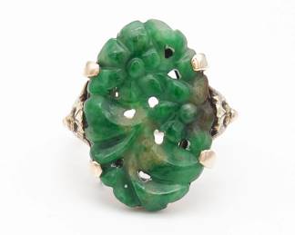 Antique 14K Gold Carved Pierced Floral Motif Green Jadeite Ring Size 6.75