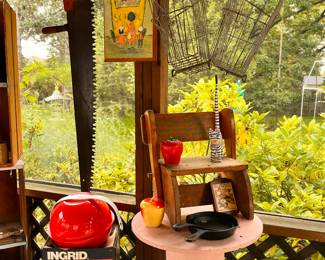 VINTAGE KITCHEN AND PICNIC