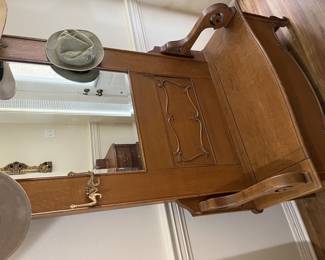 Hall tree with storage