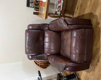 La Z Boy leather recliner 