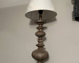 Table lamp