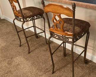 Set of 3 (1 more not pictured) beautiful bar stools, wood, metal and fabric.