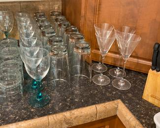 Kitchen items galore - glasses, knife sets and more!