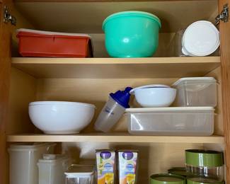 Pampered Chef, Pyrex and Tupperware Food Storage