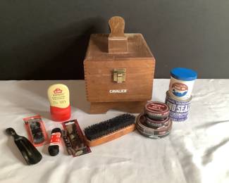  Cavalier Shoe Shine Station