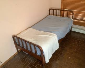 Antique Jenny Lind Style Spindle/Spool Wood Twin Bed