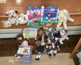 Vintage Fisher Price Little People Home Sweet Home, Stuffed Animals