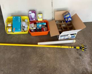 Extendable Light Bulb Changing Pole, Bulbs
