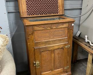 Vintage Ice Chest Orlando