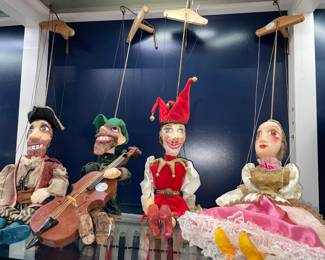 Vintage Marionette's Orlando Auction