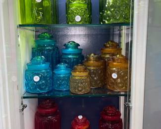 Vintage Colored Glassware/Canisters Orlando Auction