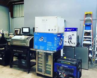 Generator, Pit Boss Grills, Miter Saws, Sprayers and Ladders Orlando Auction