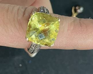 Levian Lemon Quartz and Diamond 14 Karat gold Ring Orlando Auction