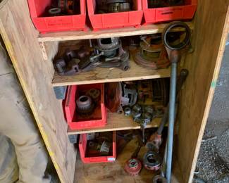 Pipe dies for threading 1/4" to 6"