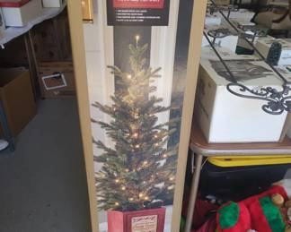 Newer lighted potted potpourri in box