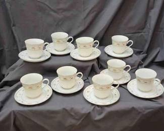 8 Abingdon Cups Saucers 