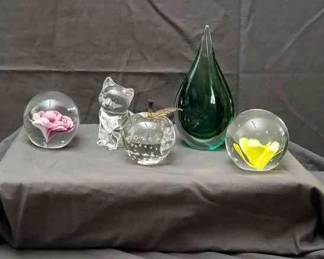 Art Glass Paperweights 