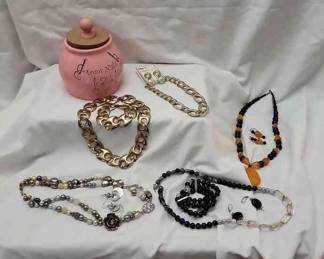 Moms Night Out Jewelry