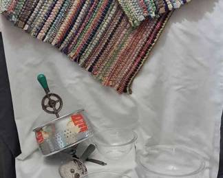 Vintage Pyrex Mixing Bowl Set , Kitchen Items Rag Rug
