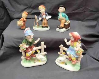 Vintage Figurines 