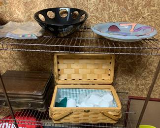 picnic basket is new