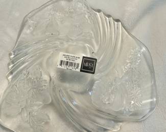 Mikasa crystal plate