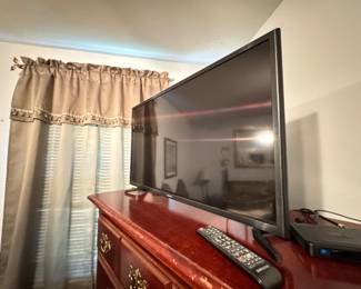 flat screen tv