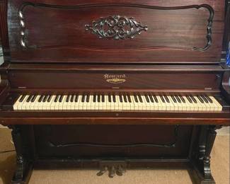 035 Howard Piano