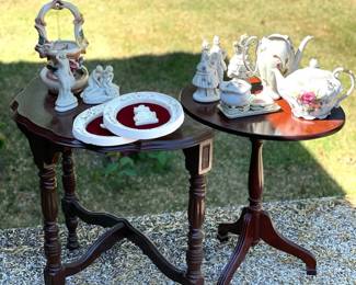 110 Coffee Tables  Vtg Tea Pot 