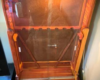 131 Gun Key Lock Wooden Glass Safe 