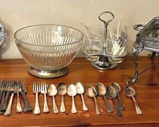 228 Dishes To Entertain With 