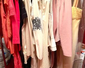 319 Fashionable Mystery Ladies Clothing 