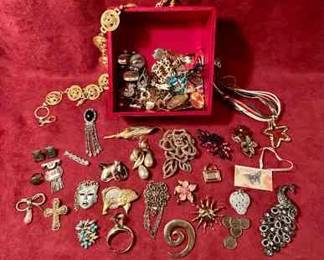 413 Pins  Accessories Collection