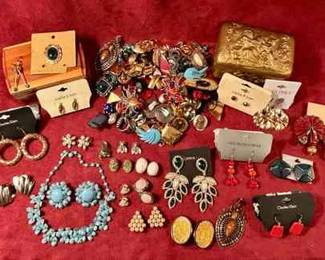 419 Earring Extravaganza